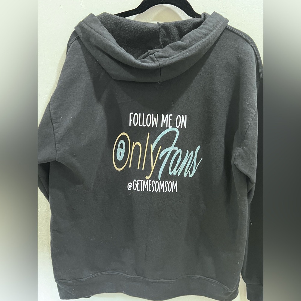 Fruit of the Loom Black Fleece Hoodie